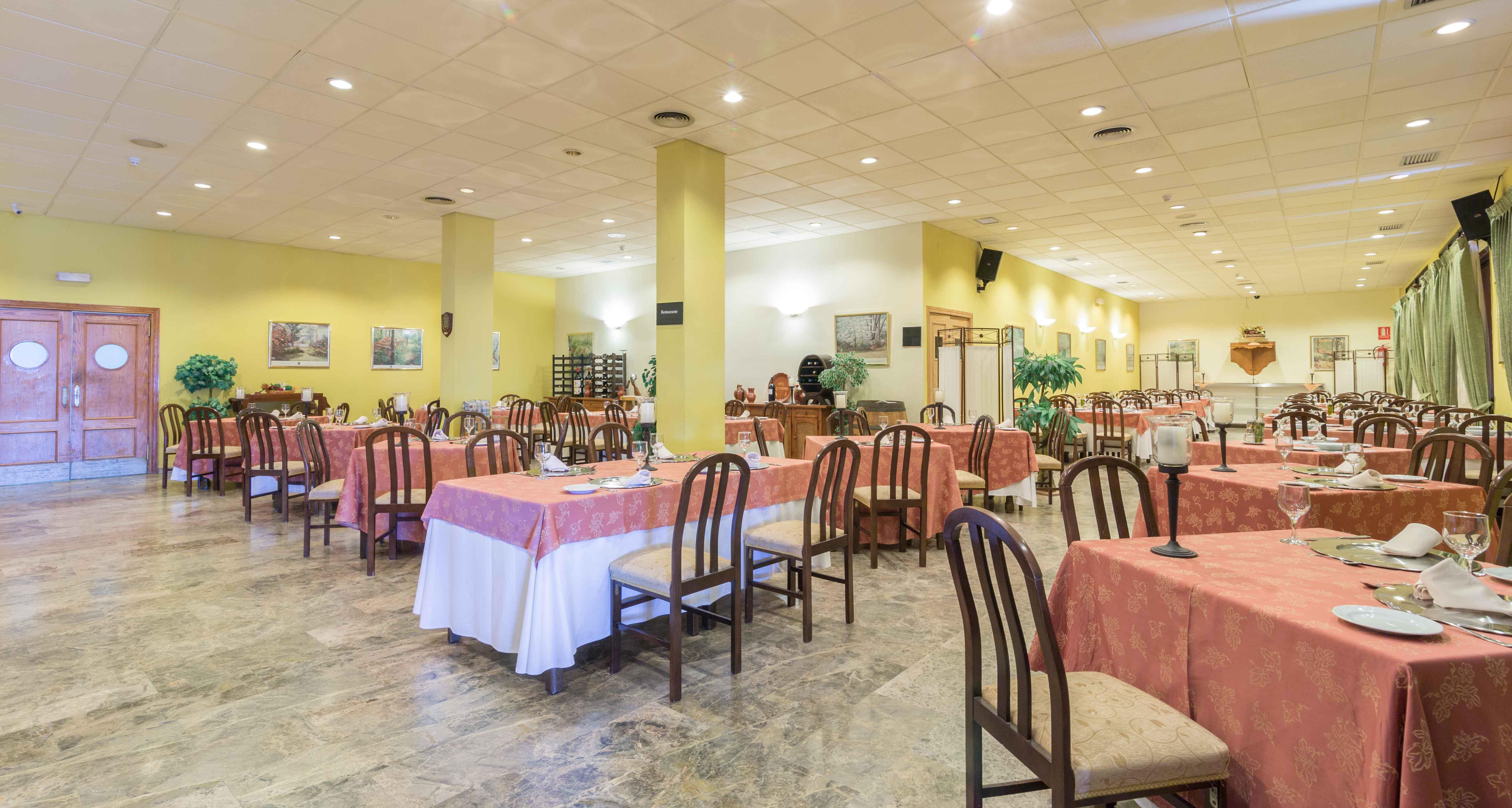 Hotel Los Templarios Херес де лос Кабайерос Екстериор снимка