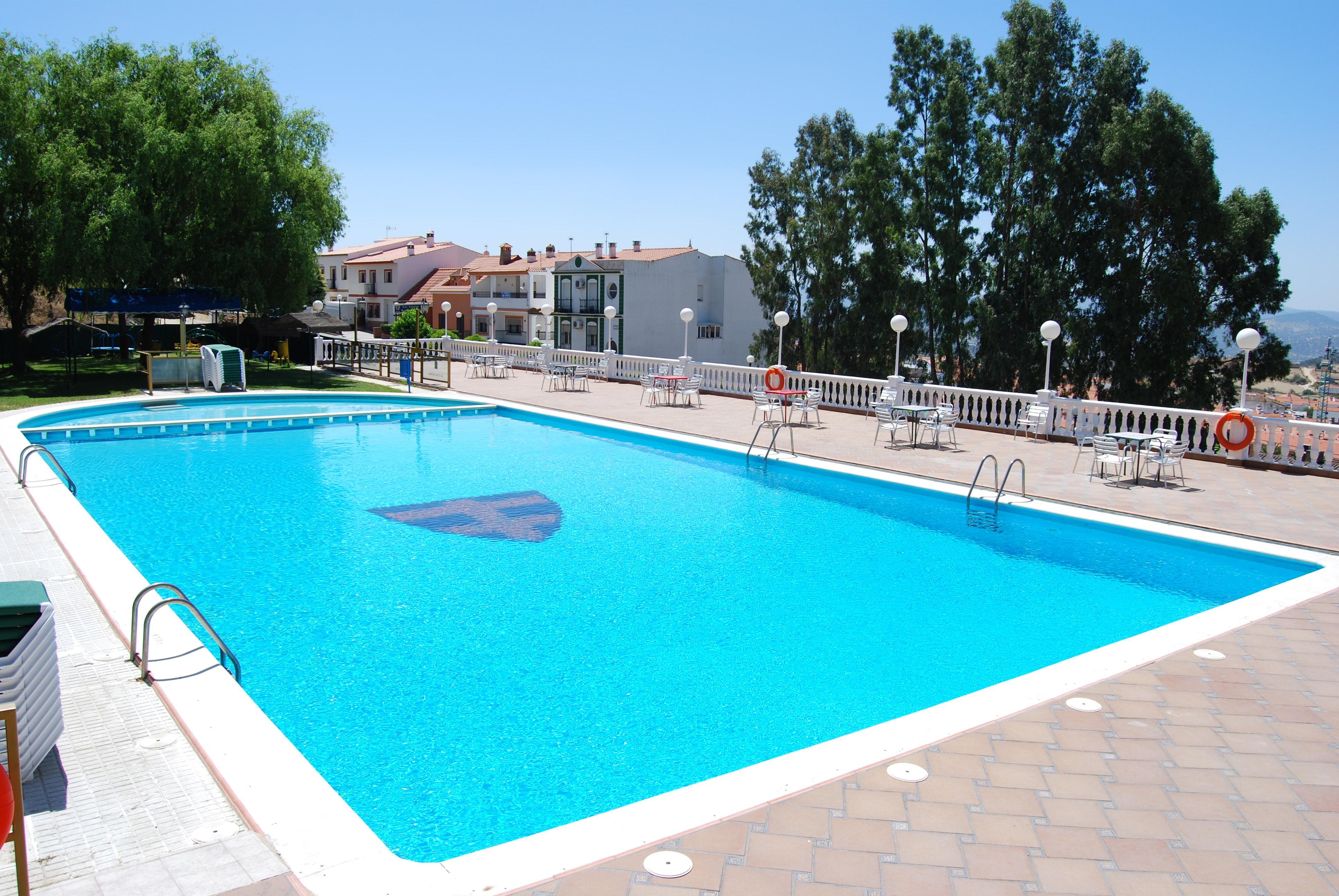 Hotel Los Templarios Херес де лос Кабайерос Екстериор снимка